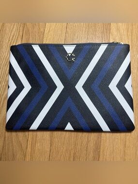 Brand New C. Wonder Zip Pouch clutch Chevron in Navy, Black & White
